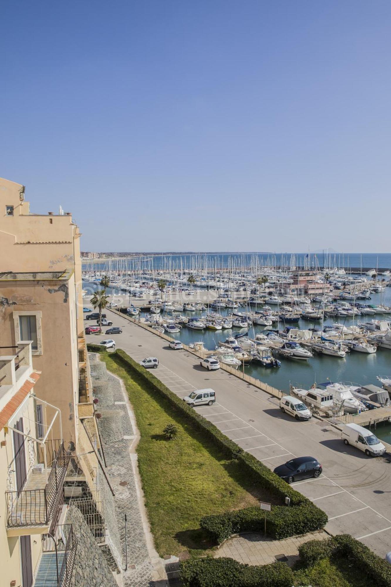 Ferienwohnung A Casa Di Rino Nettuno Exterior foto